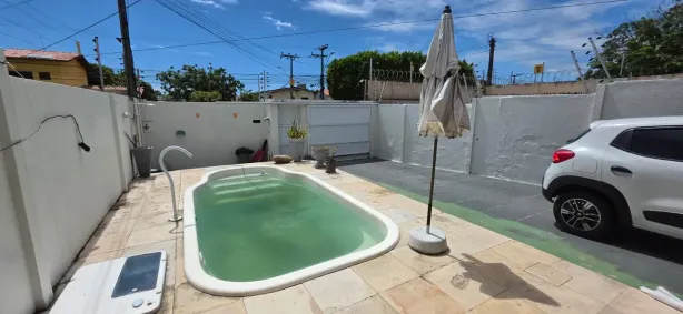 Casa com 3 Quartos à venda, 200m² no Edson Queiroz, Fortaleza