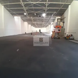 Galpão/Depósito/Armazém para alugar, 1800m² no Campanário, Diadema