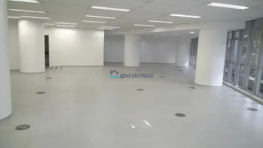 Sala Comercial para alugar, 925m² no República, São Paulo