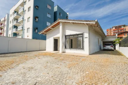 Casa com 2 Quartos à venda, 230m² no Saguaçu, Joinville