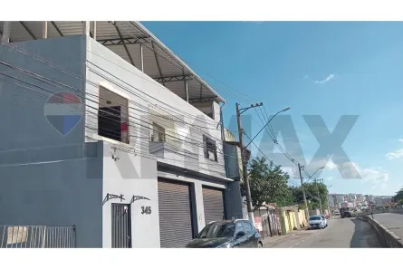 Casa com 2 Quartos para alugar, 80m² no São Pedro, Juiz de Fora