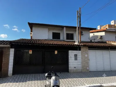 Sobrado com 3 Quartos para alugar, 180m² no Boqueirão, Praia Grande