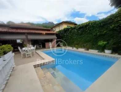 Casa com 4 Quartos à venda, 210m² no Freguesia (Jacarepaguá), Rio de Janeiro