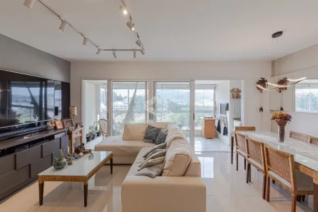Apartamento com 3 Quartos à venda, 129m² no Jardim do Salso, Porto Alegre