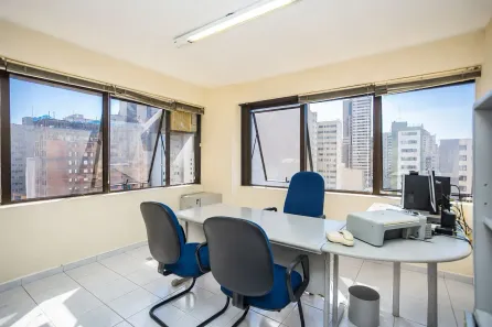 Sala Comercial à venda, 32m² no Centro, Curitiba