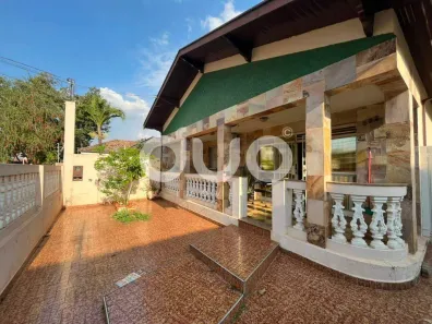 Casa com 3 Quartos à venda, 221m² no Paulista, Piracicaba
