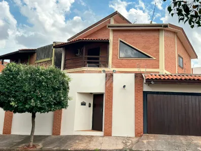 Casa com 3 Quartos à venda, 303m² no Loteamento Santa Rosa, Piracicaba