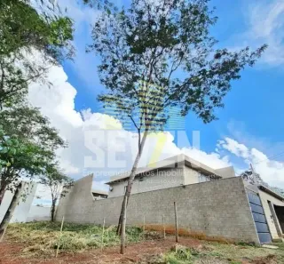 Lote/Terreno à venda, 438m² no Jardim Marabá, Bauru