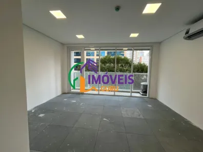 Sala Comercial para alugar, 32m² no Moema, São Paulo