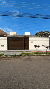 Casa com 2 Quartos para alugar, 50m² no Chácara Cachoeira, Campo Grande