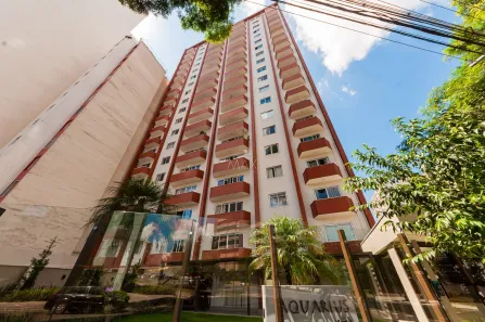 Apartamento com 3 Quartos para alugar, 138m² no Batel, Curitiba