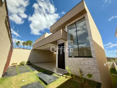 Casa com 3 Quartos à venda, 170m² no Centro, Anápolis