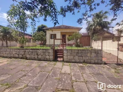 Casa com 3 Quartos à venda, 265m² no Guarujá, Porto Alegre