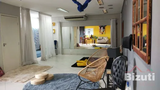 Imóvel Comercial à venda, 222m² no Vila Vianelo, Jundiaí