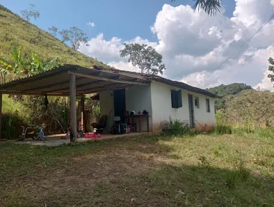 Fazenda/Sítio à venda, 160000m² no Papucaia, Cachoeiras de Macacu