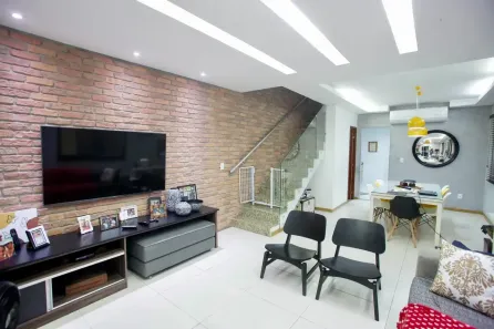 Casa de Condomínio com 4 Quartos à venda, 232m² no Freguesia (Jacarepaguá), Rio de Janeiro
