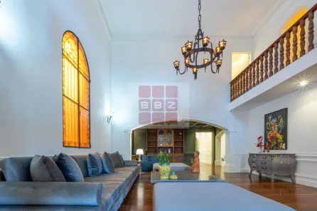 Casa com 3 Quartos à venda, 564m² no Jardim Leonor, São Paulo