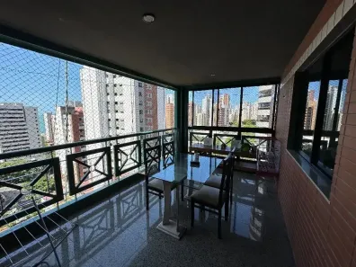 Apartamento com 3 Quartos à venda, 205m² no Meireles, Fortaleza