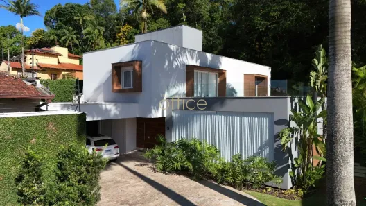 Casa de Condomínio com 3 Quartos à venda, 345m² no Saguaçu, Joinville