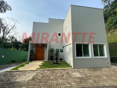 Sobrado com 3 Quartos à venda, 170m² no Caraguatá, Mairiporã