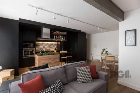 Apartamento com 2 Quartos para alugar, 80m² no Passo da Areia, Porto Alegre