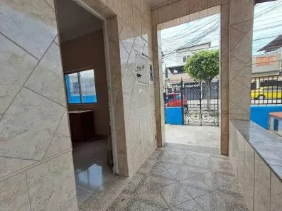 Casa com 2 Quartos à venda, 72m² no Brás de Pina, Rio de Janeiro