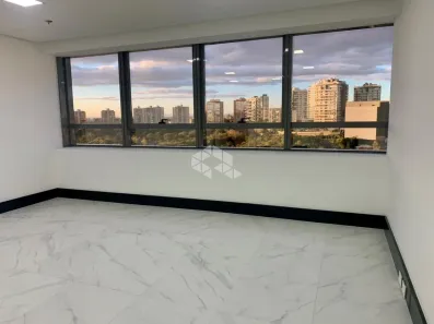 Sala Comercial à venda, 37m² no Boa Vista, Porto Alegre