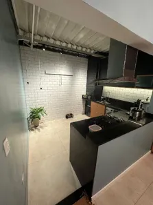 Casa de Condomínio com 2 Quartos para venda ou aluguel, 60m² no Vila Veloso, Carapicuíba