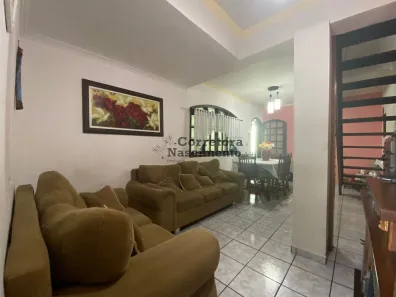 Casa com 3 Quartos à venda, 118m² no Parque Santo Antônio, Jacareí