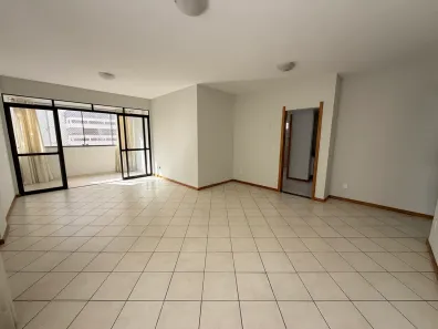 Apartamento com 3 Quartos para venda ou aluguel, 130m² no Setor Bueno, Goiânia