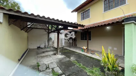 Casa com 3 Quartos à venda, 200m² no Maria Paula, São Gonçalo