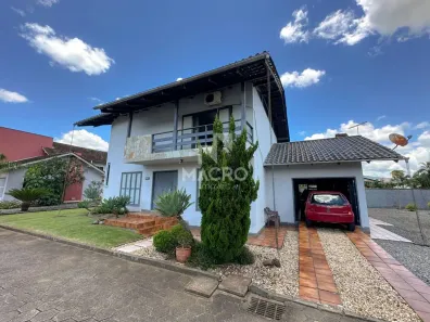 Casa com 3 Quartos à venda, 226m² no Rau, Jaraguá do Sul