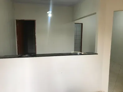 Casa com 2 Quartos para alugar, 70m² no Ceilândia Sul, Brasília