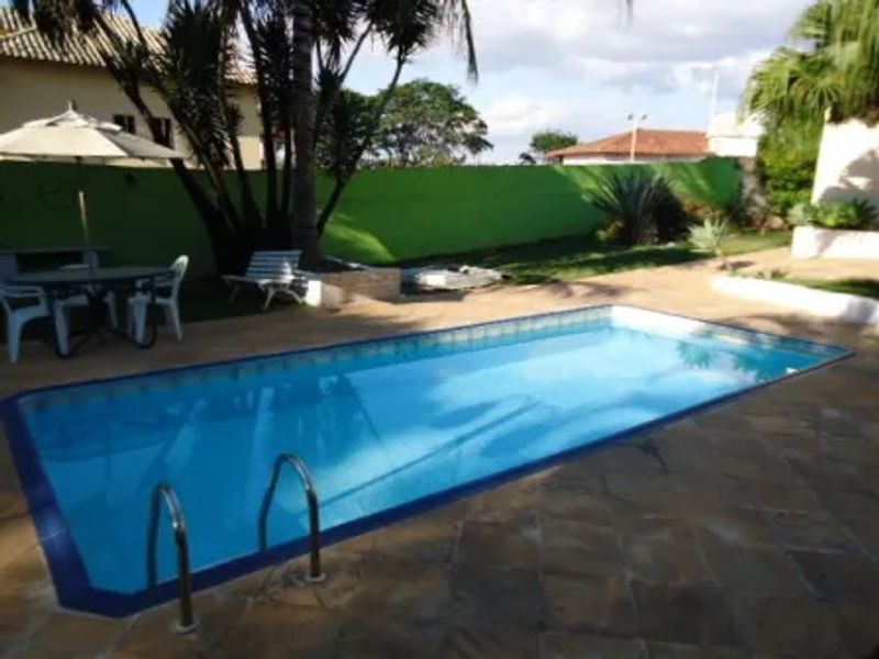 Casa com 3 quartos — Bandeirantes (Pampulha), Belo Horizonte