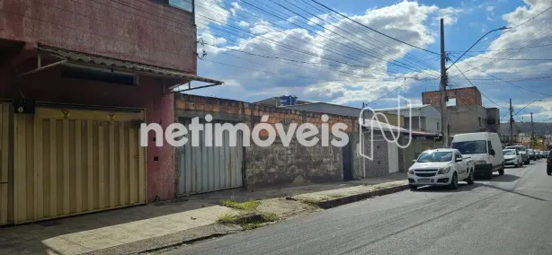 Lote/Terreno à venda, 300m² no Petrolândia, Contagem