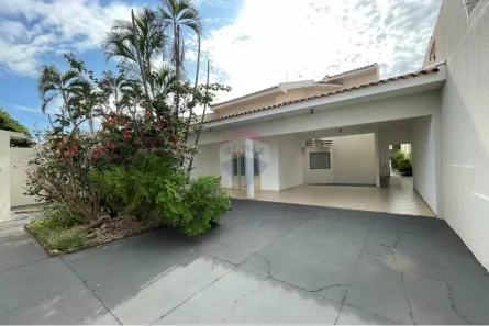 Casa com 4 Quartos à venda, 280m² no Vila Aurora I, Rondonópolis