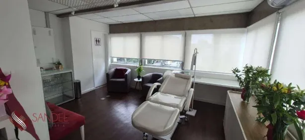 Sala Comercial para alugar, 122m² no Vila Congonhas, São Paulo