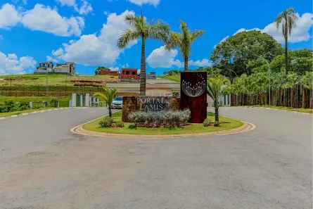 Lote/Terreno à venda, 300m² no Laranja Azeda, Atibaia