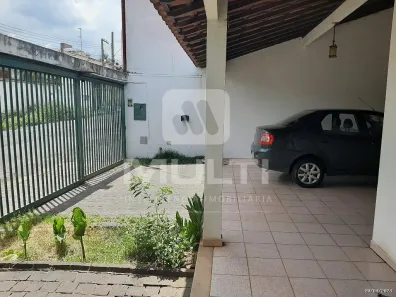 Casa com 3 Quartos à venda, 201m² no Tabajaras, Uberlândia