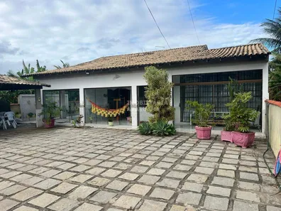 Casa com 3 Quartos à venda, 212m² no Centro (Praia Seca), Araruama