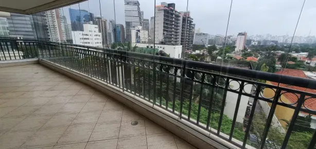 Apartamento com 4 Quartos para alugar, 212m² no Vila Nova Conceição, São Paulo