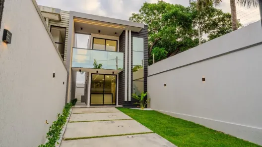 Sobrado com 4 Quartos à venda, 147m² no Timbu, Eusébio