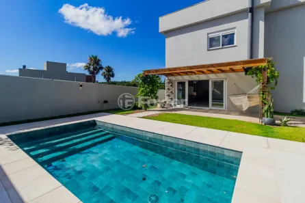 Casa de Condomínio com 3 Quartos à venda, 289m² no Vila Nova, Porto Alegre
