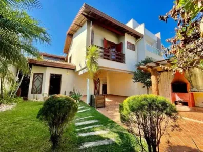 Casa de Condomínio com 2 Quartos à venda, 215m² no Pinheirinho, Vinhedo