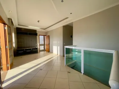 Casa com 3 Quartos à venda, 216m² no Jardim Copacabana, Jundiaí