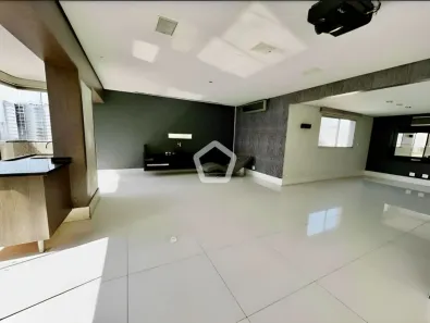 Apartamento com 2 Quartos à venda, 220m² no Campo Belo, São Paulo