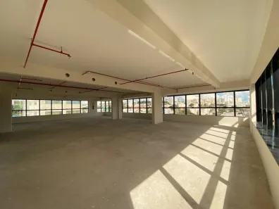 Sala Comercial para alugar, 211m² no Tabajaras, Uberlândia