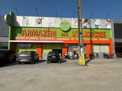 Ponto Comercial para alugar, 302m² no Parque Hotel, Araruama
