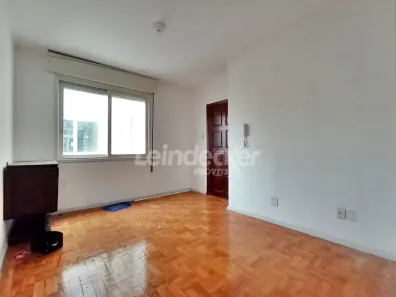 Apartamento com 1 Quarto para alugar, 42m² no Santana, Porto Alegre
