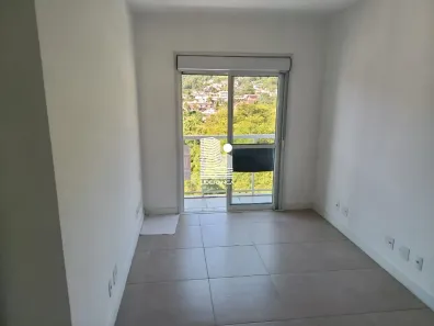 Apartamento com 2 Quartos para alugar, 65m² no Itacorubi, Florianópolis